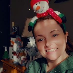 Meet your Posher, Angela